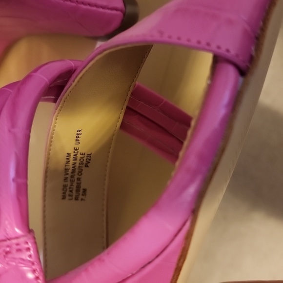 MICHAEL KORS Nadina Mule Wedge Cerise 7.5 M size - Picture 7 of 7